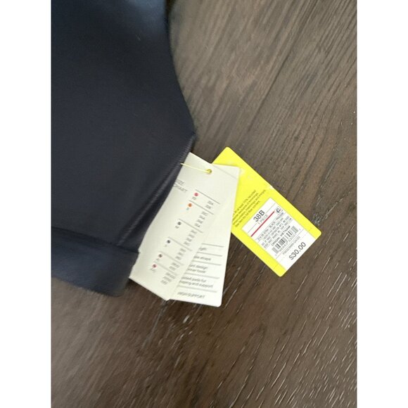 All in Motion 38B Black Sculpt High Support Zip-Front Sports Bra NEW - Picture 4 of 7